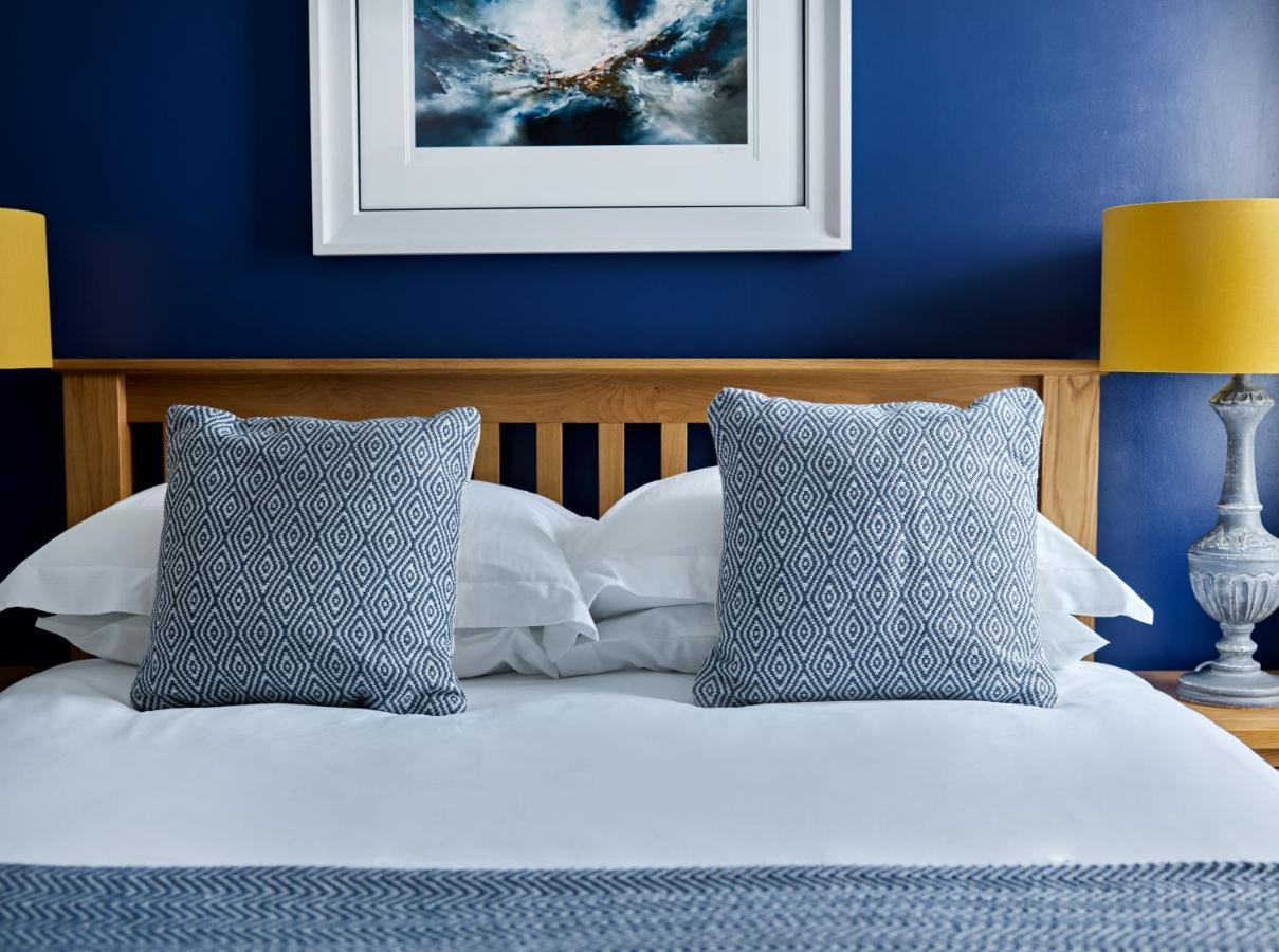 The Barrington Boar Hotel Ilminster Buitenkant foto