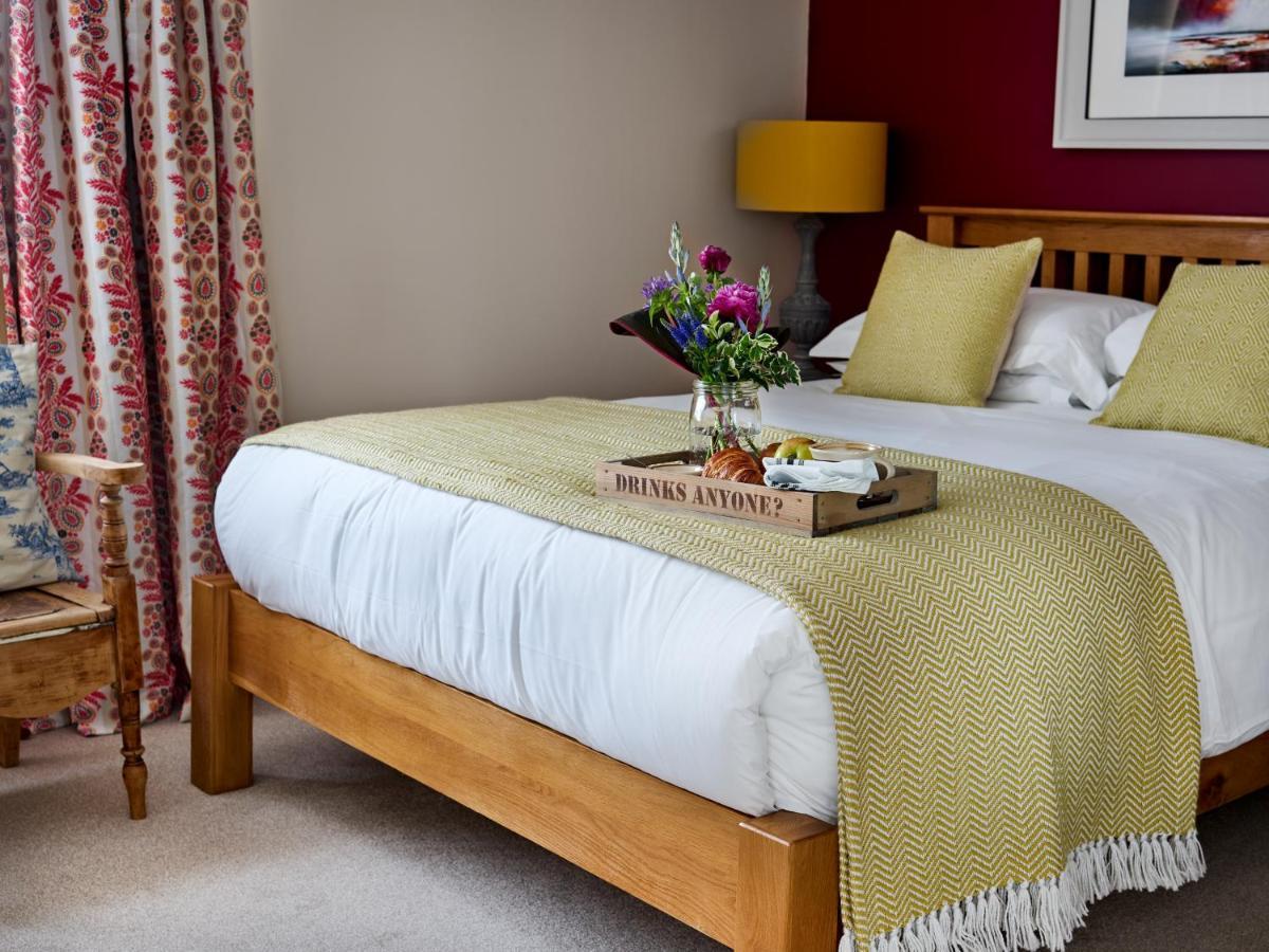 The Barrington Boar Hotel Ilminster Buitenkant foto